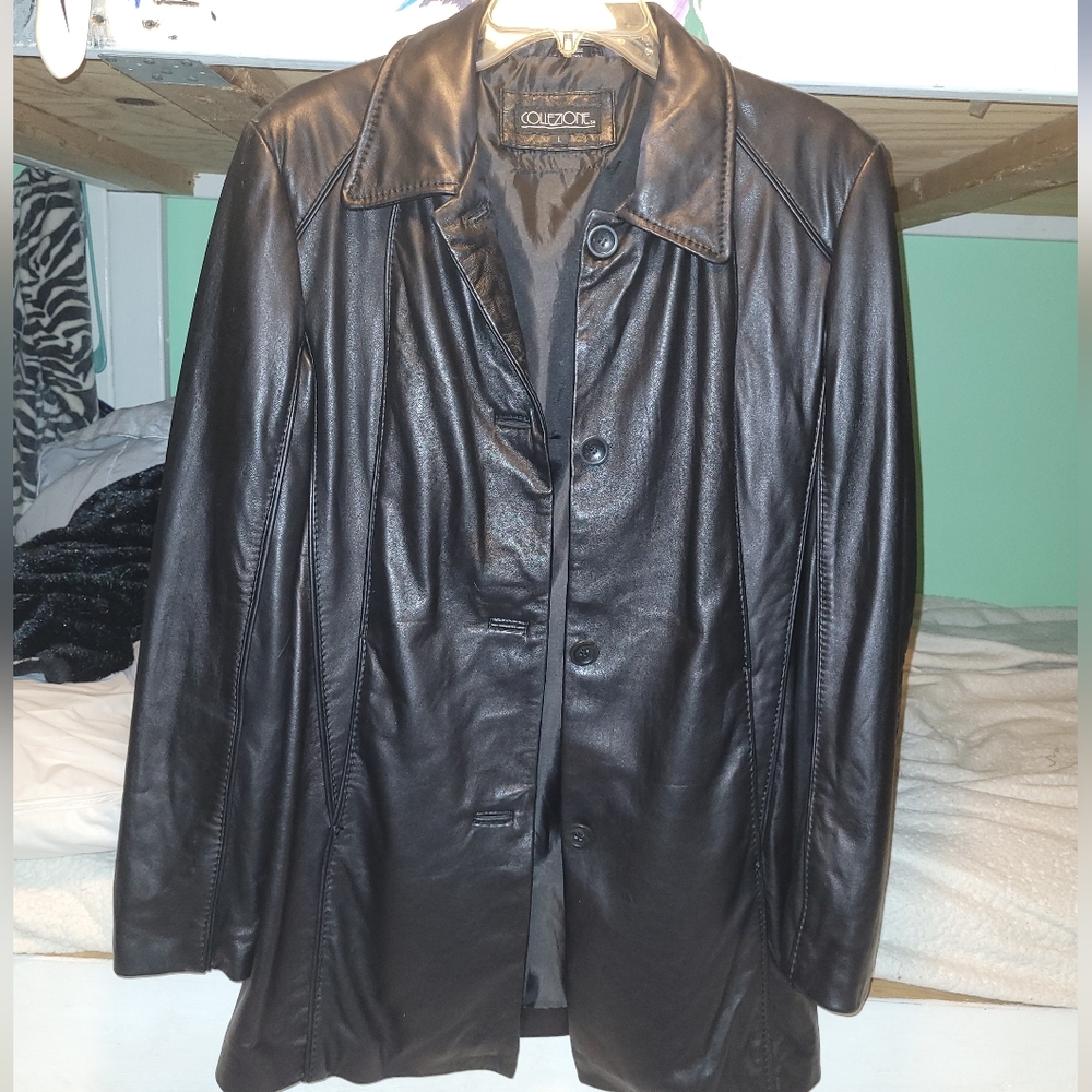 Collezione SA black size large leather jacket, worn once!